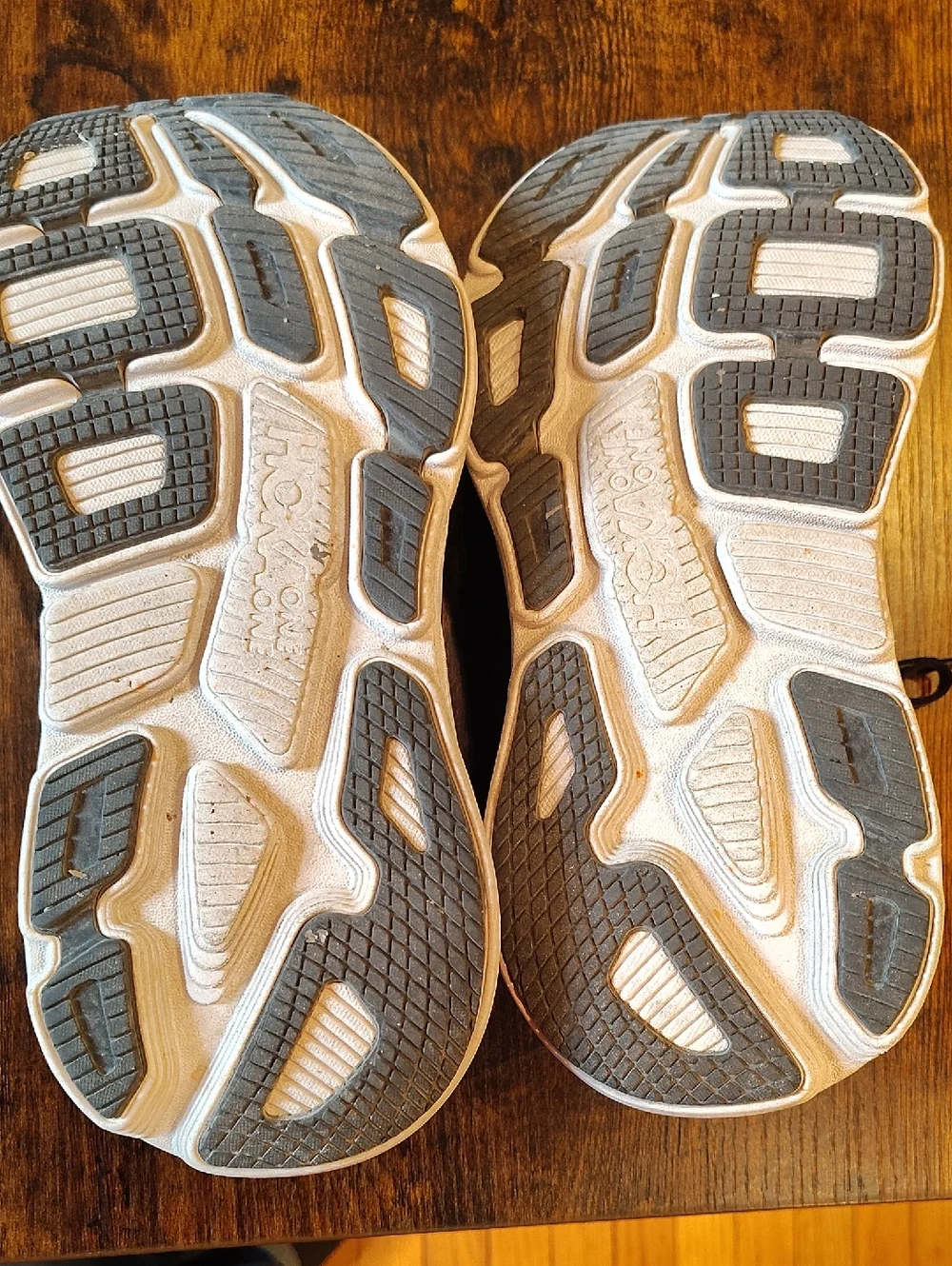 SALE Closet Closes May 17! Women's Hoka Bondi 7 Size 8.5 D (Wide) - Picture 5 of 8